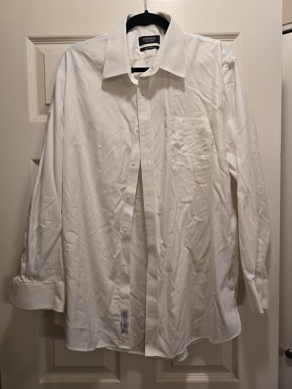Nordstrom Men’s Classic White Dress Shirt